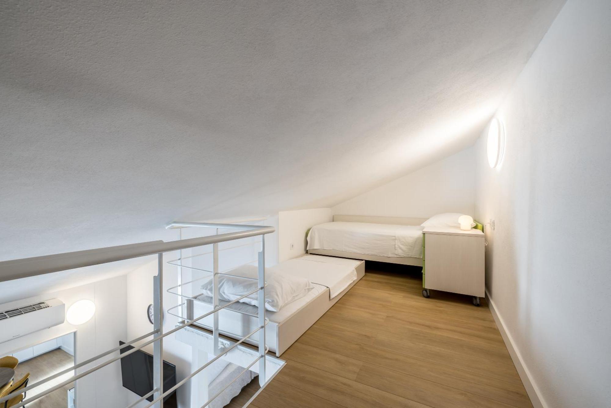 Bolotel Family & Studio Stay Pokoj fotografie